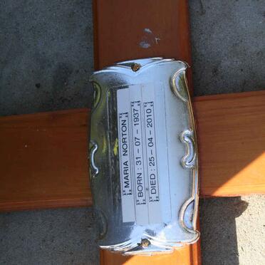 NORTON Maria 1937-2010