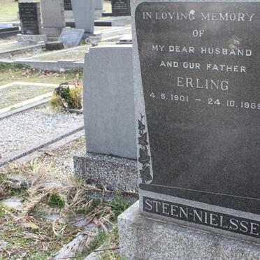 NIELSSEN Erling, Steen 1901-1969