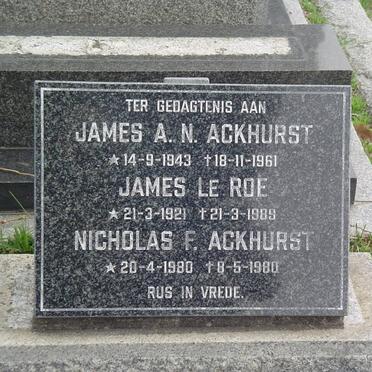ROE James, le 1921-1989 :: ACKHURST James A.N. 1943-1961 :: ACKHURST Nicholas F. 1980-1980