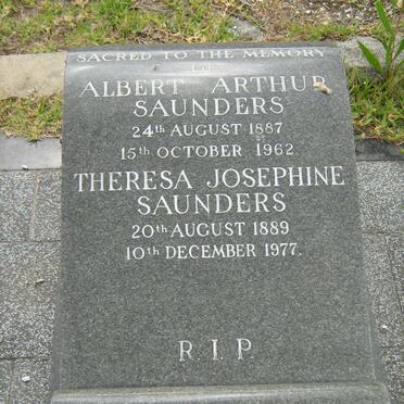 SAUNDERS Albert Arthur 1887-1962 &amp; Theresa Josephine 1889-1977