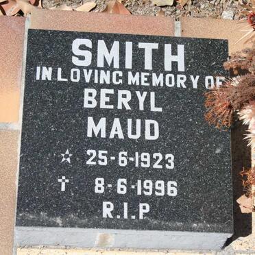SMITH Beryl Maud 1923-1996