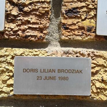 BRODZIAK Doris Lilian -1980