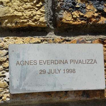 PIVALIZZA Agnes Everdina -1998