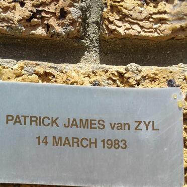 ZYL Patrick James, van -1983