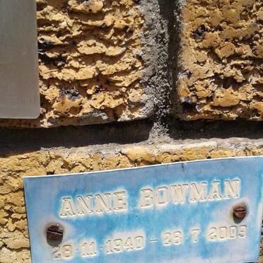 BOWMAN Anne 1940-2009