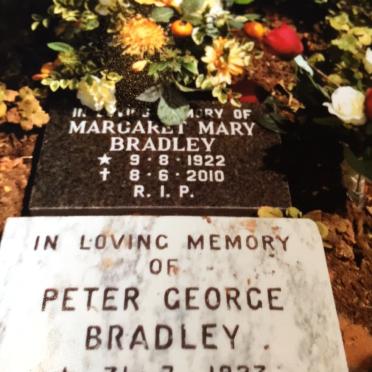 BRADLEY Peter George 1923-1988 &amp; Margaret Mary 1922-2010