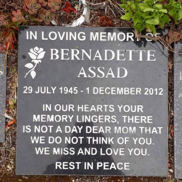 ASSAD Bernadette 1945-2012