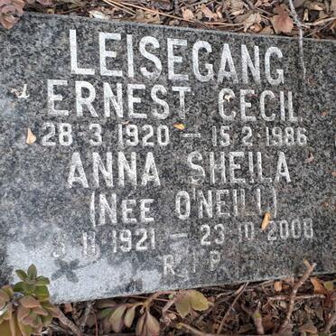 LEISEGANG Ernest Cecil 1920-1986 &amp; Anna Sheila O’NEILL 1921-2008