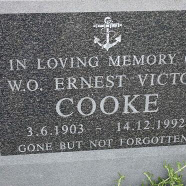 COOKE Ernest Victor 1903-1992