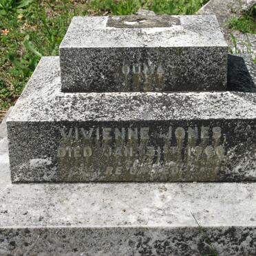 JONES Vivienne -1960