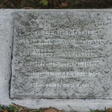 MORRIS Emily 1884-1972