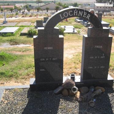 LOCHNER Hennie 1927- &amp; Freda 1927-1992