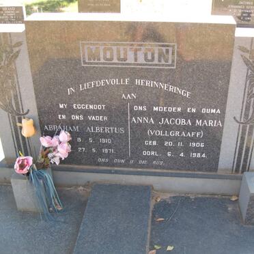 MOUTON Abraham Albertus 1910-1971 &amp; Anna Jacoba Maria VOLLGRAAF 1906-1984