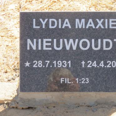NIEUWOUDT Lydia Maxie 1931-2019