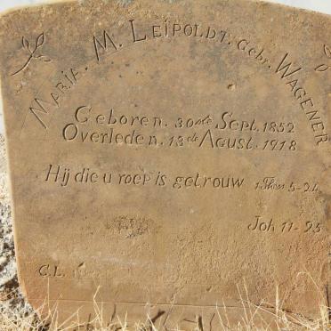 Western Cape, CLANWILLIAM district, Cederberg, Matjies Rivier 324, farm cemetery