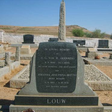 LOUW J.G. Von H. 1892-1953 &amp; Johanna Josephina BASSON 1895-1972