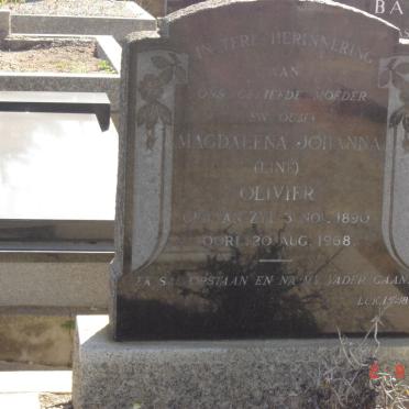 OLIVIER Magdalena Johanna nee VAN ZYL 1890-1968
