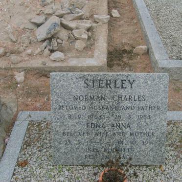 STERLEY Norman Charles 1908-1983 &amp; Edna Anna DUCKITT 1911-1991