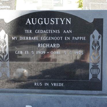 A - Surnames :: Vanne - A