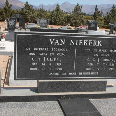 NIEKERK C.T., van 1919-1990 &amp; C.G. 1921-1991