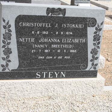 STEYN Christoffel J. 1912-1974 &amp; Nettie Johanna Elizabeth BREETVELD 1917-1983