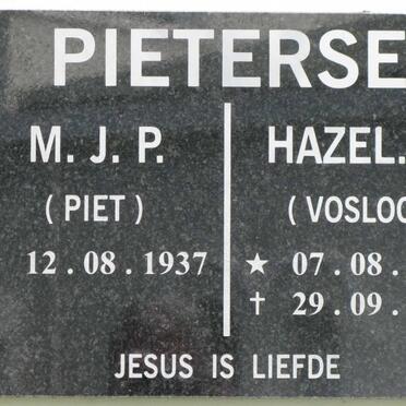 PIETERSE M.J.P. 1937- &amp; Hazel E. VOSLOO 1938-2012