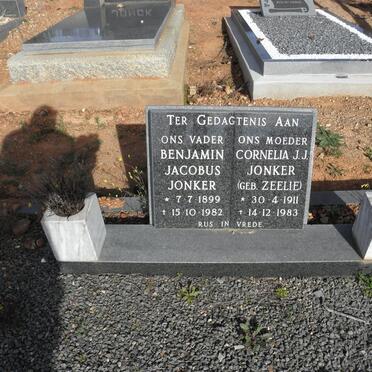 JONKER Benjamin Jacobus 1899-1982 &amp; Cornelia J.J. ZEELIE 1911-1983