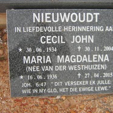 NIEUWOUDT Cecil John 1934-2004 &amp; Maria Magdalena VAN DER WESTHUIZEN 1936-2015
