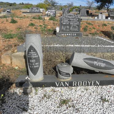 ROOYEN Boet, van 1911-1986 &amp; Ella NIEHAUS 1921-