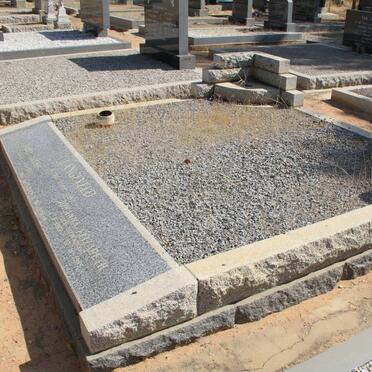 LANGEVELD Sarel Arend 1900-1979 &amp; Johanna Elizabeth LIEBENBERG 1903-1985