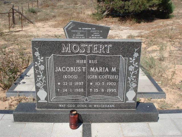 MOSTERT Jacobus T. 1897-1988 &amp; Maria M. COETZEE 1902-1995