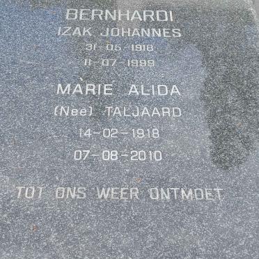 BERNHARDI Izak Johannes 1918-1999 &amp; Marie Alida TALJAARD 1918-2010