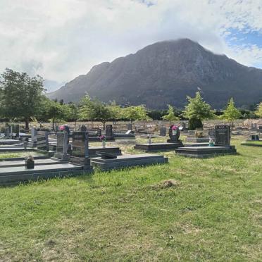 Western Cape, FRANSCHHOEK, Huguenot Museum, new cemetery