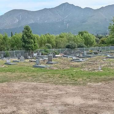 3. Overview/Oorsig:  Begraafplaas en grafte Franschhoek Nuwe Begraafplaas