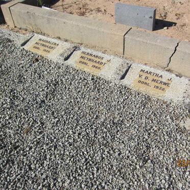 MEYNHARDT :: VAN DER MERWE