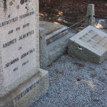 TREURNICH Andries Albertus &amp; Johanna Dorathea FRITZ :: TREURNICH Dora 1902-1952