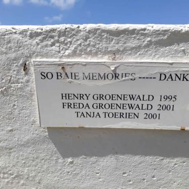 GROENEWALD Henry -1995 :: GROENEWALD Freda -2001 :: TOERIEN Tanja -2001