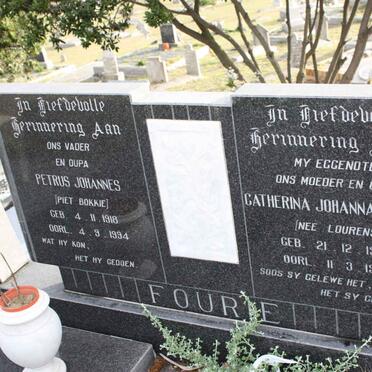 FOURIE Petrus Johannes 1918-1994 &amp; Catherina Johanna Maria LOURENS 1920-1980