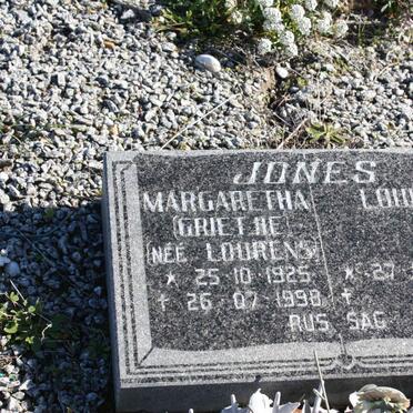 JONES louis 1931-? &amp; Margaretha nee LOURENS 1925-1998