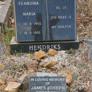 HENDRIKS Fransina Maria 1902-1992 :: PETERSEN James Joseph 1928-2001