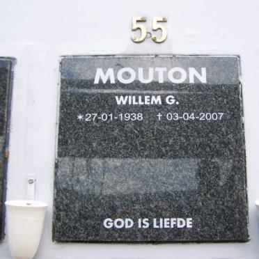 MOUTON Willem G. 1938-2007