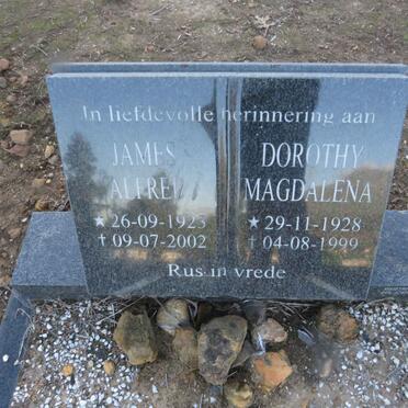 ? James Alfred 1923-2002 &amp; Dorothy Magdalena 1928-1999