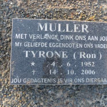 MULLER Tyrone 1952-2006