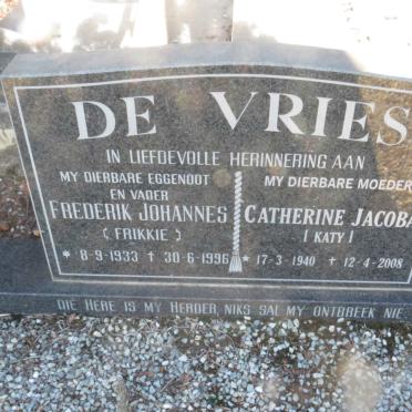 VRIES Frederik Johannes, de 1933-1996 &amp; Catherine Jacoba 1940-2008