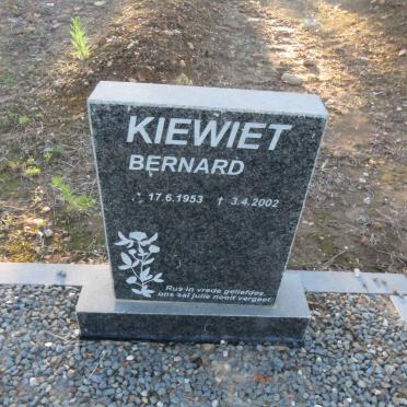 KIEWIET Bernard 1953-2002