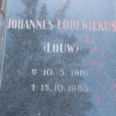 TAIT Johannes Lodewiekus 1916-1985 & Catharina Elizabeth 1911-1998 _2