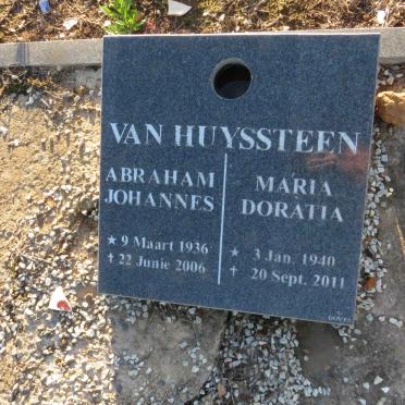 HUYSSTEEN Abraham Johannes, van 1936-2006 &amp; Maria Doratia 1940-2011