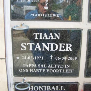 STANDER Tiaan 1971-2009