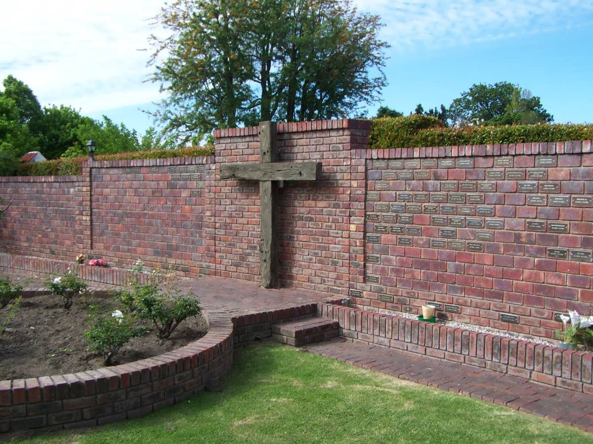 1. Overview on Memorial Wall