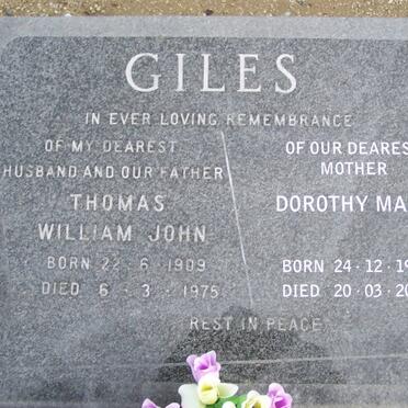 GILES Thomas William John 1909-1975 &amp; Dorothy Maud 1919-2009